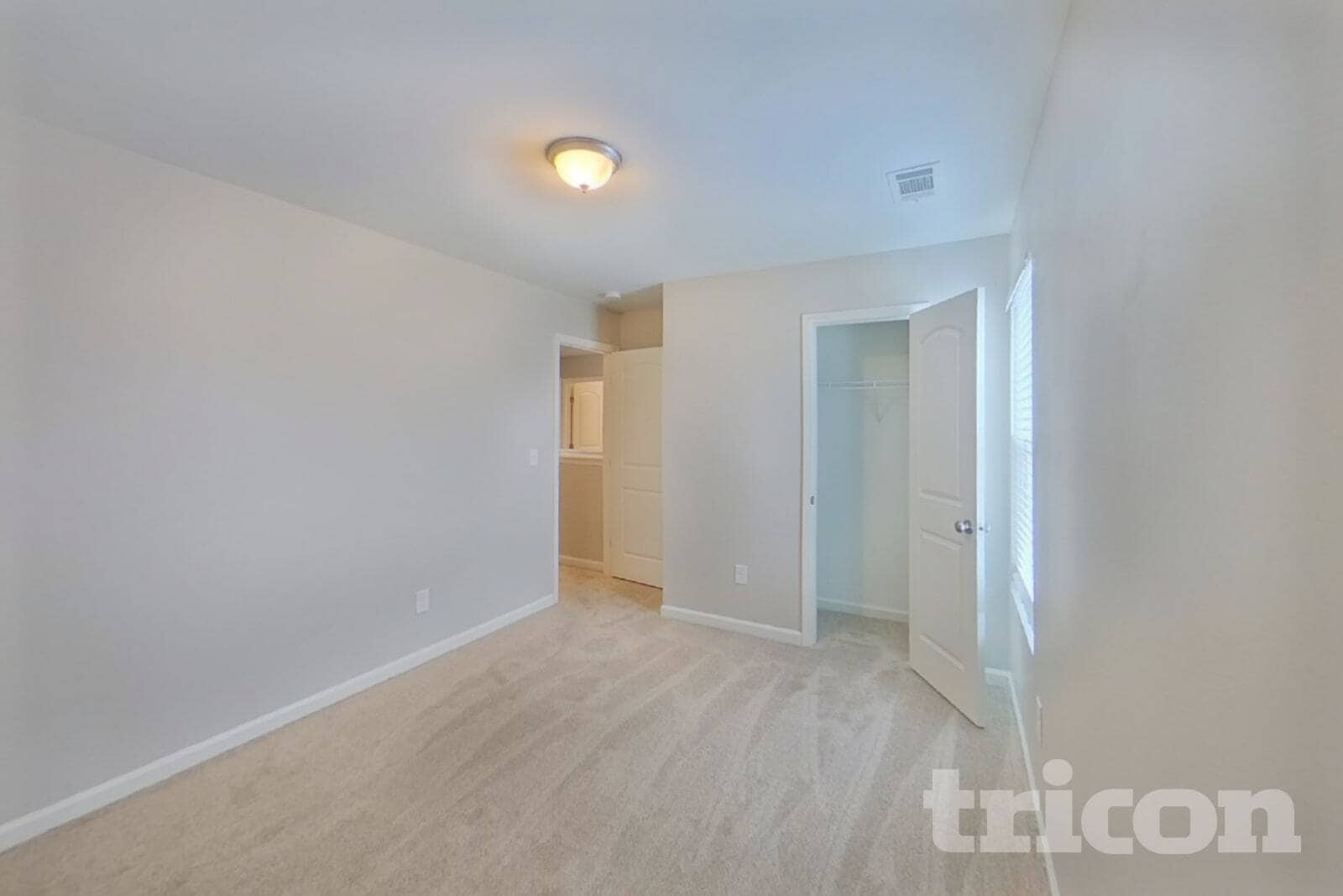 Building Photo - 542 Springtime Ln