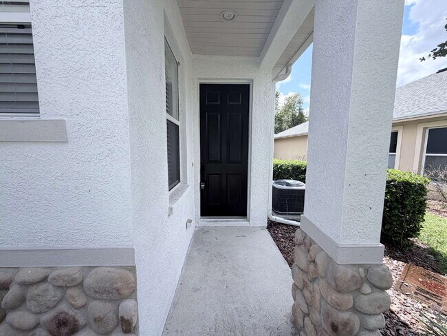 Building Photo - 1065 Viewpoint Way