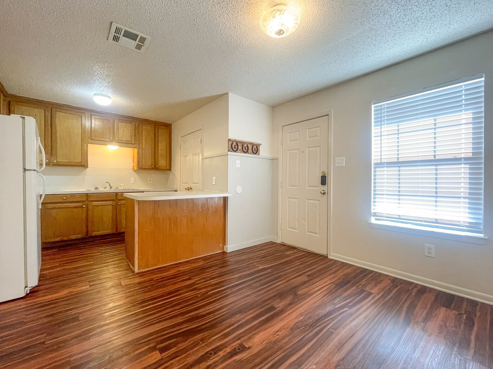 Building Photo - 255 Betty Jane Ln