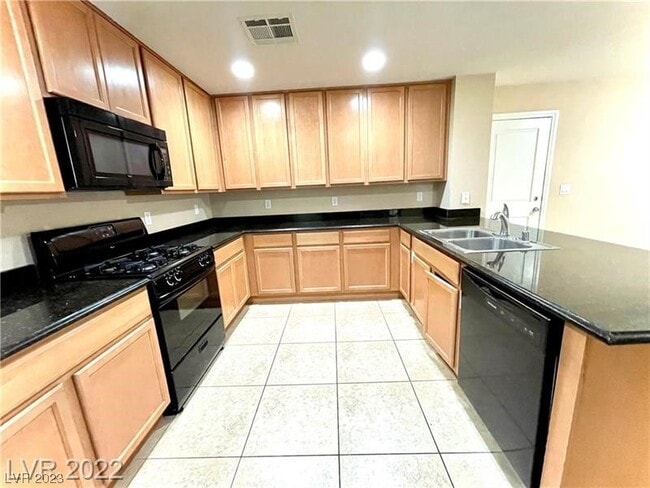 Building Photo - 9912 Blue Villa Ct