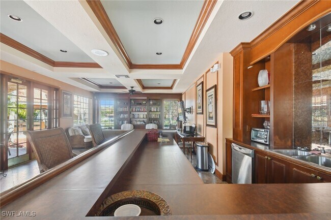 Building Photo - 1210 Wildwood Lakes Blvd