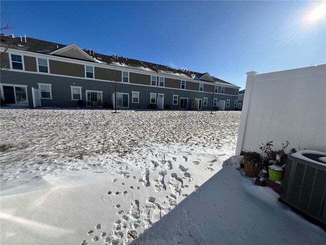 Building Photo - 5021 Useppa Trl