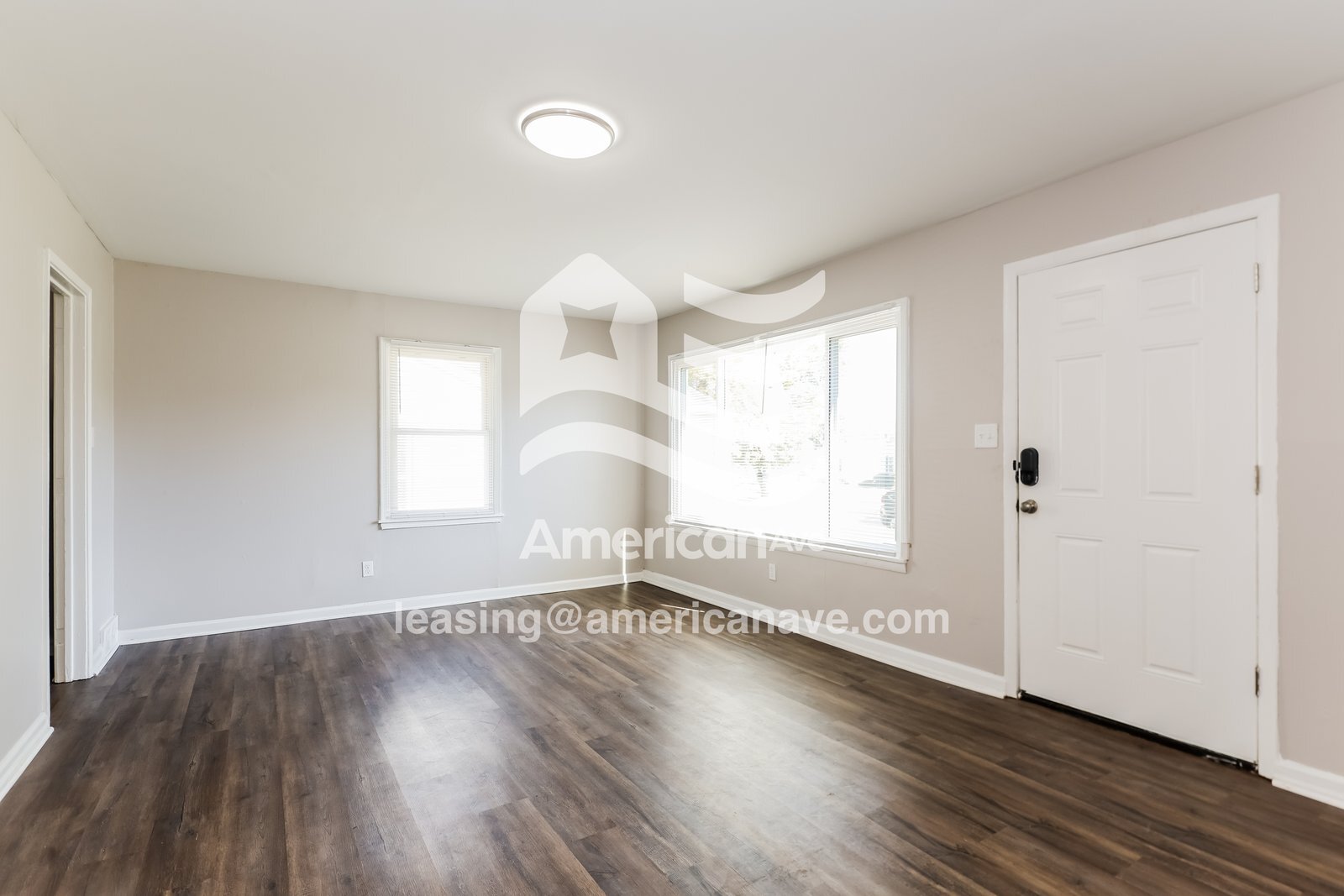 Building Photo - 649 Oakleaf Dr