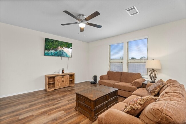 Building Photo - 1714 Avocet Way