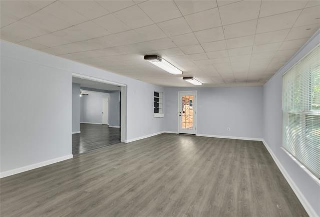 Building Photo - 205 NW Jill Ann Dr