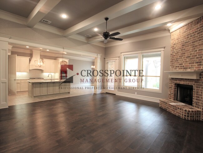 Building Photo - Gorgeous 3 bed 2 bath home in Hadley Court!