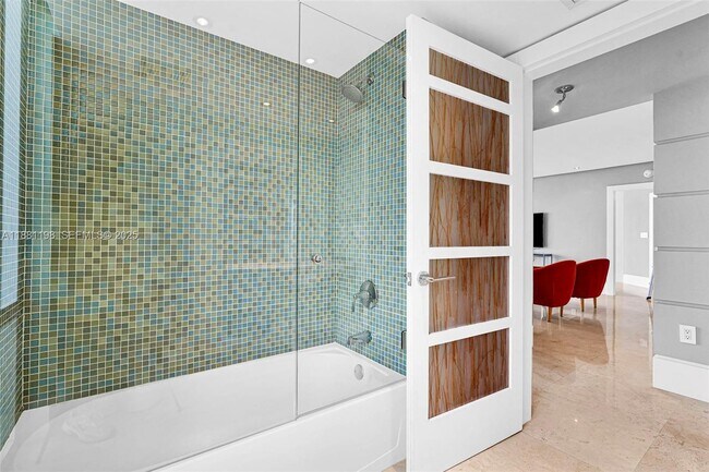 Building Photo - 16699 Collins Ave