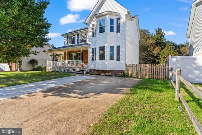 Building Photo - 22045 Clipper Dr