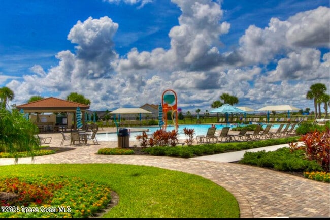 Building Photo - 8117 Tethys Ct