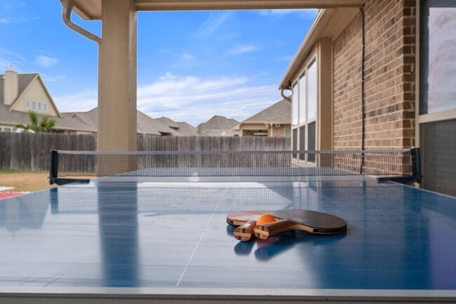 Building Photo - Fully Furnished Home in South Grand Prairi...