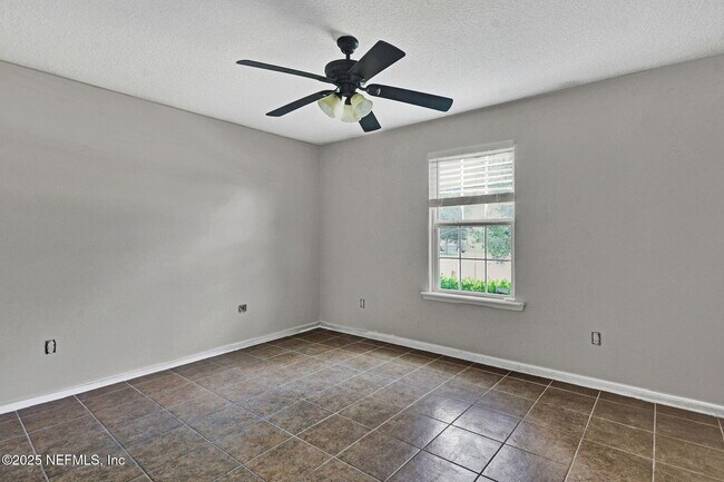Building Photo - 157 Terracina Dr
