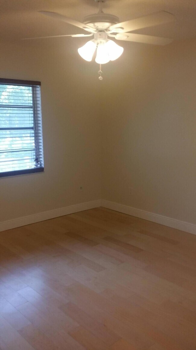 Building Photo - 21643 Cypress Rd