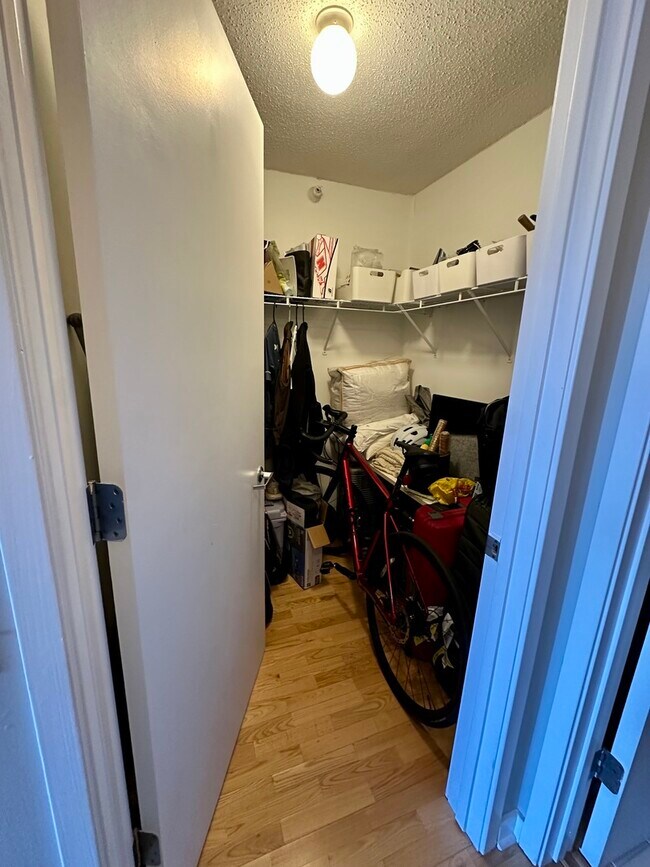 Building Photo - 545 N Dearborn St