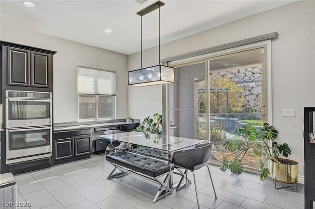 Building Photo - 11 Grand Masters Dr