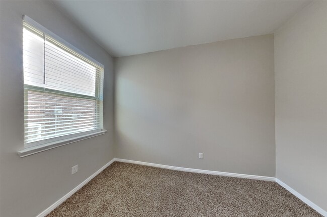 Building Photo - 3218 Clayton Terrace Dr