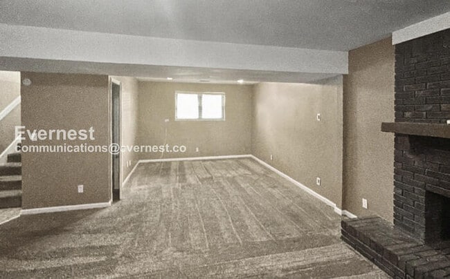 Building Photo - 1729 Molly Ln