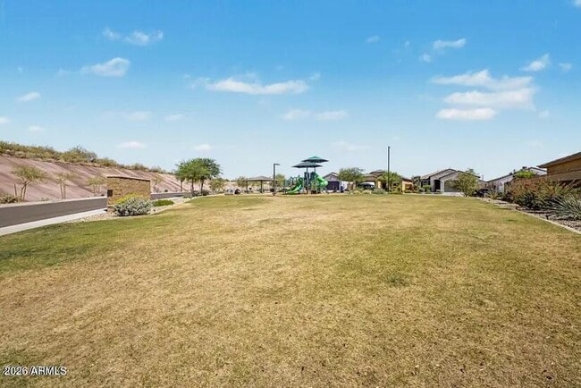 Building Photo - 3236 Juniper Cyn Dr