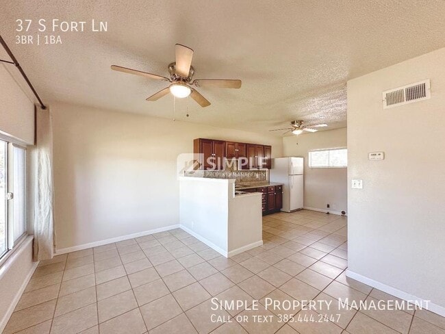 Building Photo - 37 S Fort Ln