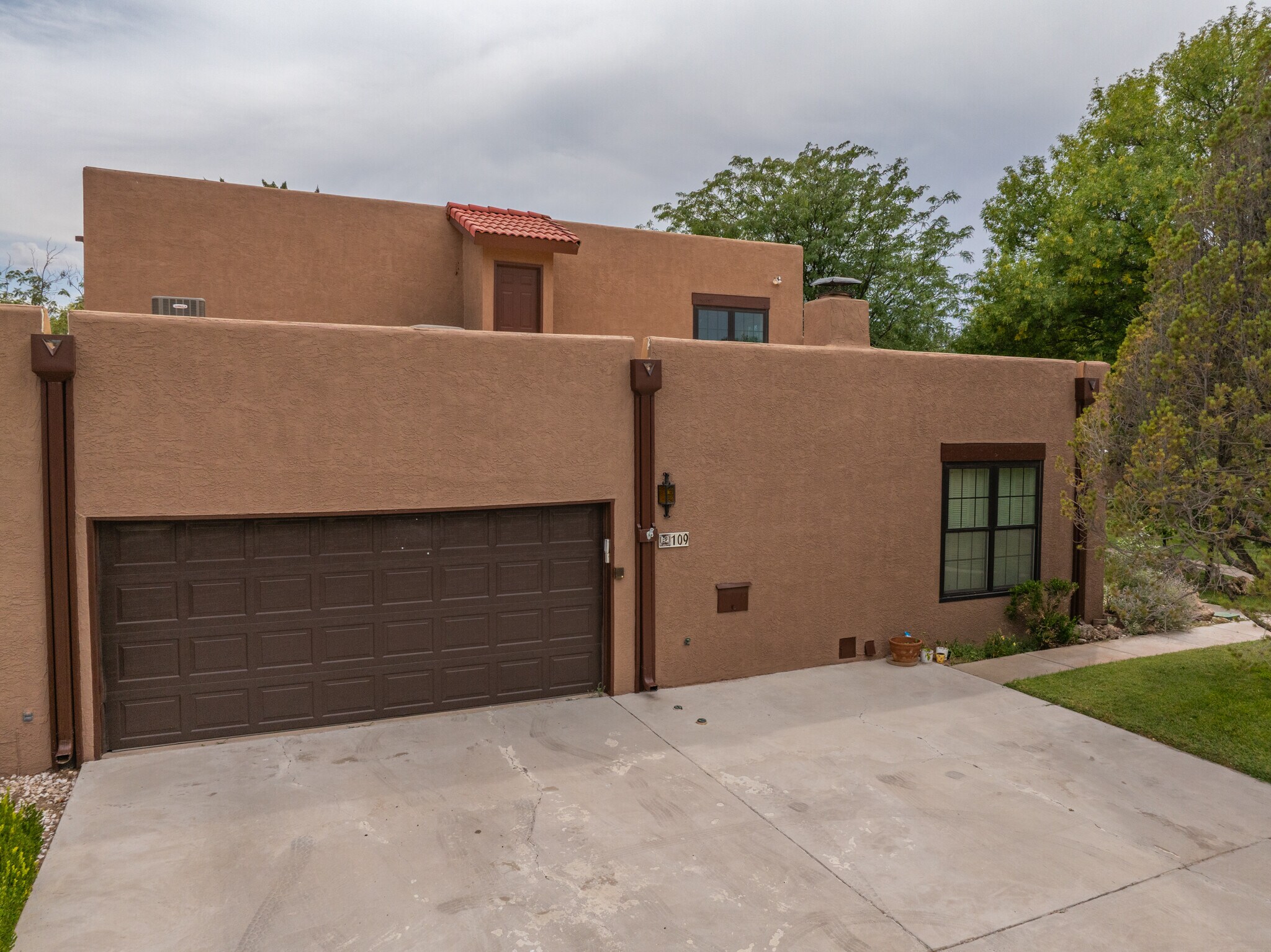 Building Photo - 2611 N Kentucky Ave