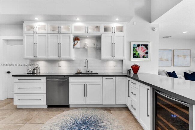 Building Photo - 17610 SW 80th Ct