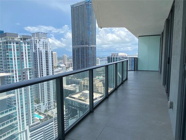 Building Photo - 1300 S Miami Ave