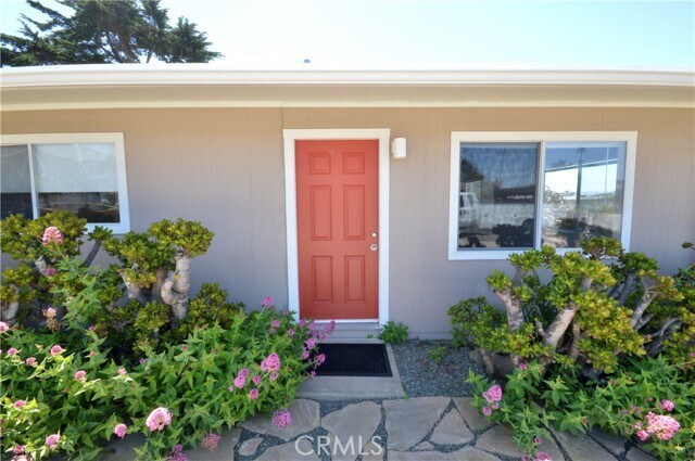 Building Photo - 3175 Studio Dr