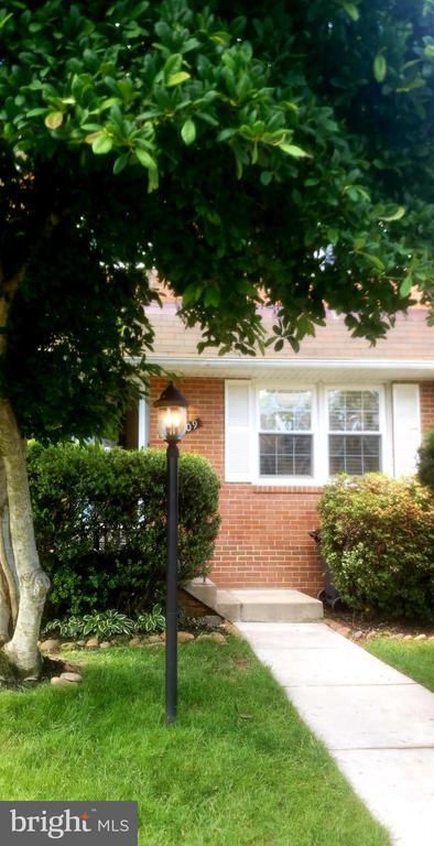 Building Photo - 9109 Barrick St