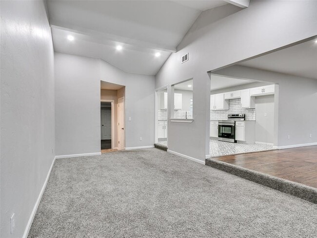 Building Photo - 1429 Casady Ln