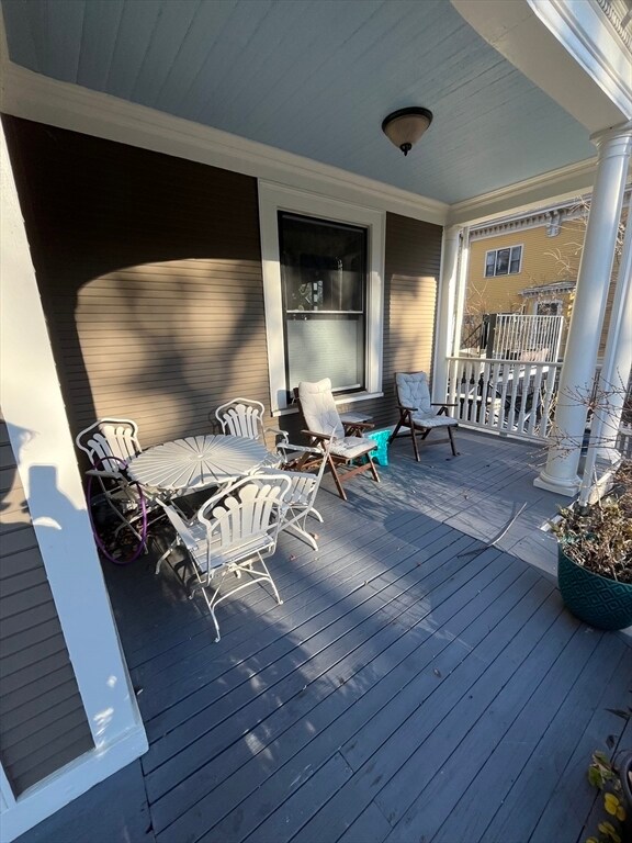 Building Photo - 11 Revere St