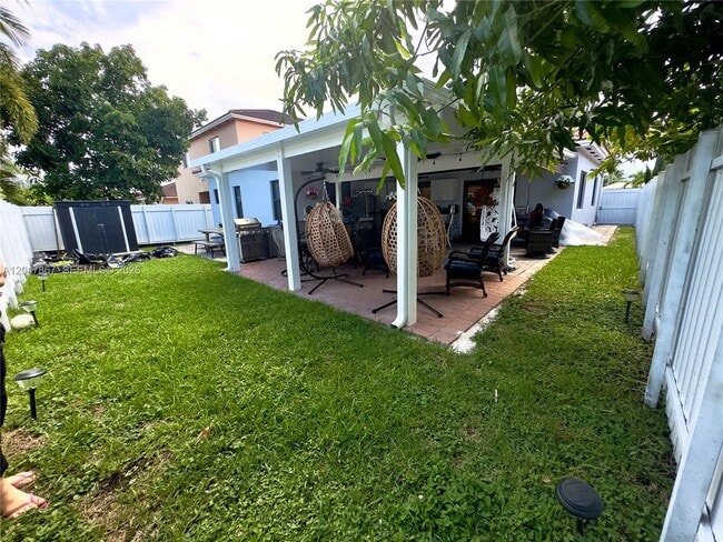 Building Photo - 17833 SW 155th Ct