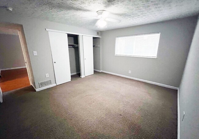 Primary Photo - 525 Lowell Ave