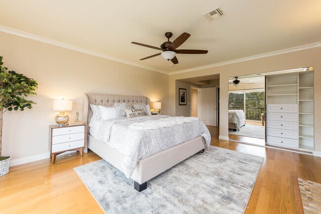 Building Photo - 20900 Bandera St