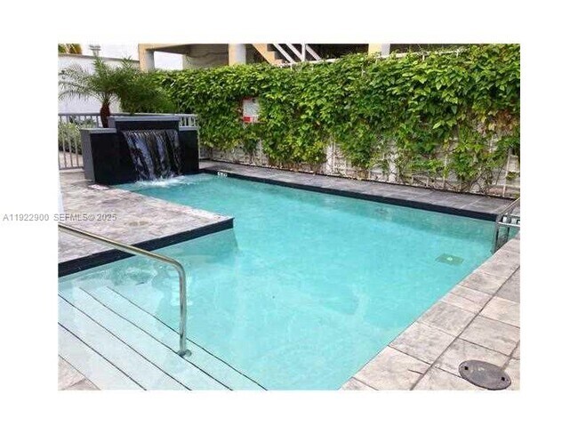 Building Photo - 234 NE 3rd St