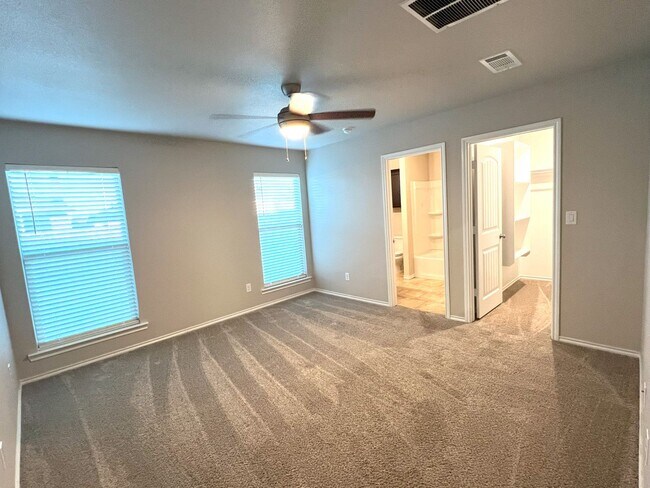 Building Photo - **BEAUTIFUL WINDSTONE AT UPLAND HOME**