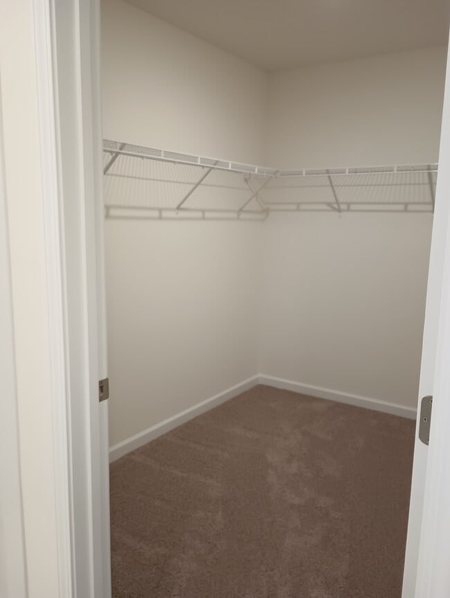 Building Photo - 1144 Aspen Ter