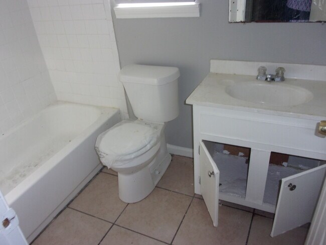 Building Photo - 5546 Apple Blossom Dr