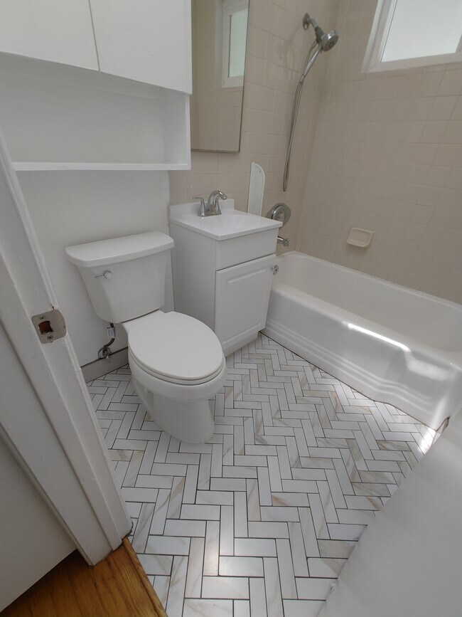 Building Photo - 604 Pennsylvania Ave