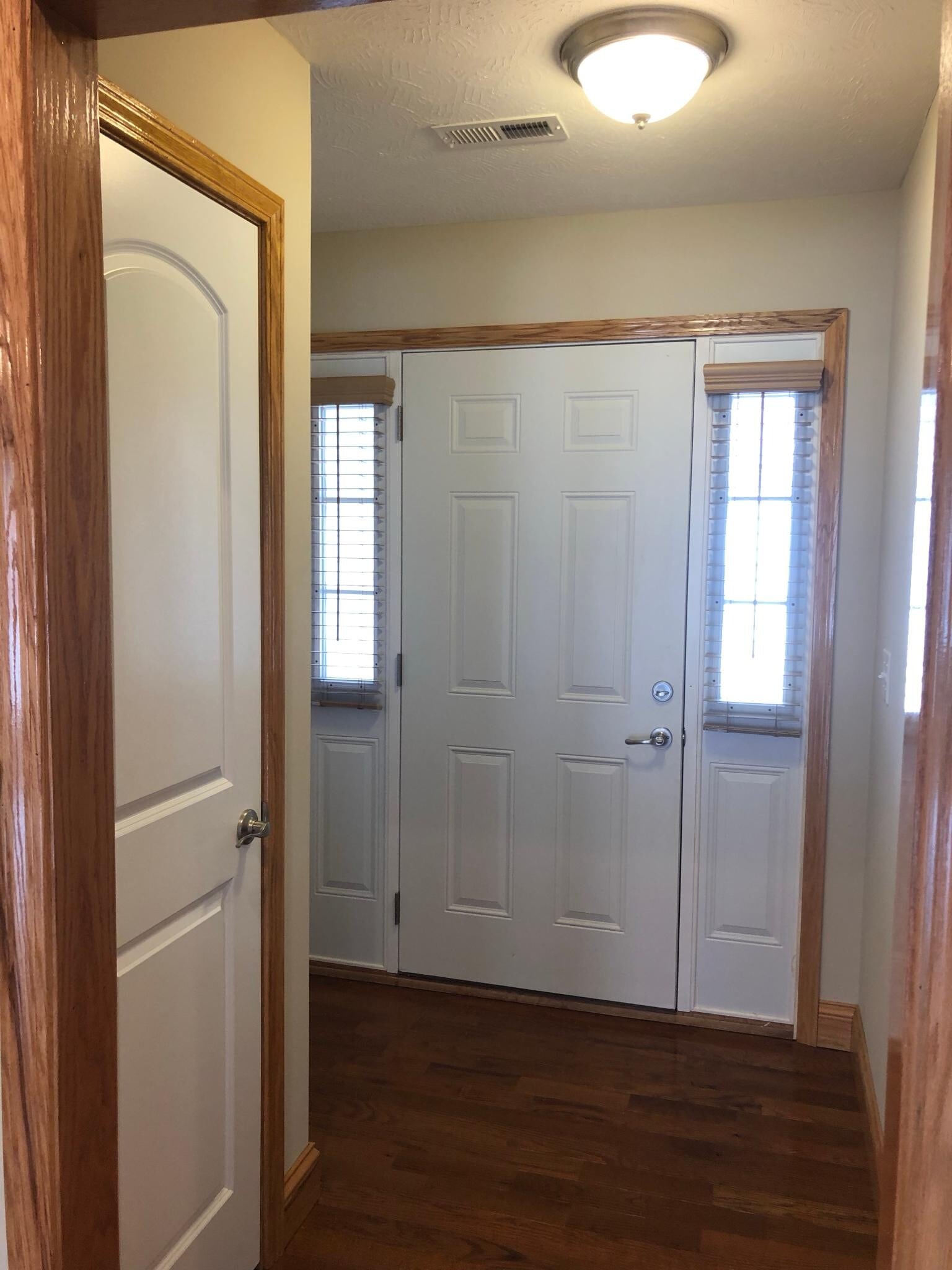 Building Photo - 17 Quiet Way