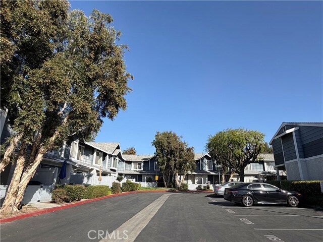 Building Photo - 1495 McCabe Way