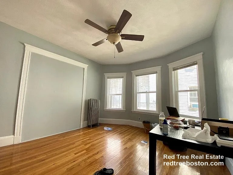 Building Photo - 38 George St