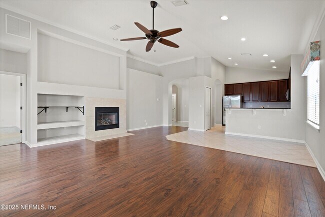 Building Photo - 5985 Wind Cave Ln