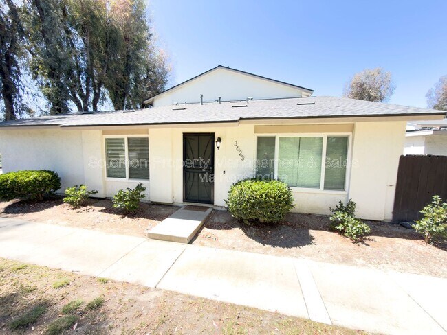 Building Photo - 3623 Harbor Crest Way