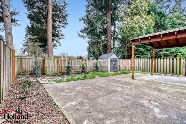 Building Photo - Impressive 4 bedroom home in Hillsboro