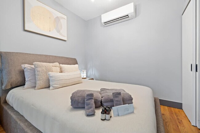 Building Photo - 340 Palisade Ave