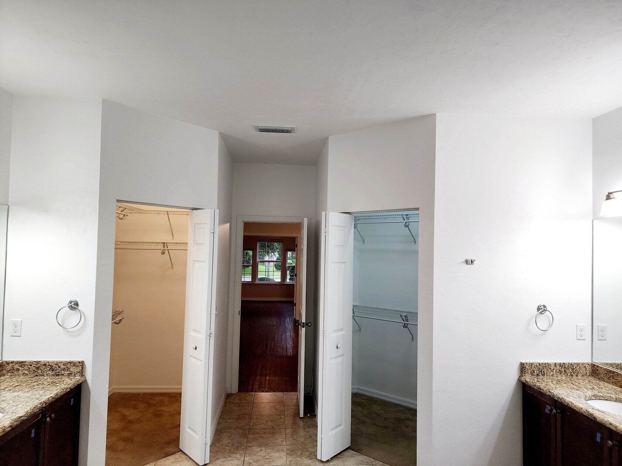 Master bathroom# 2+ His & Hers closets - 8184 SW 73rd Ln