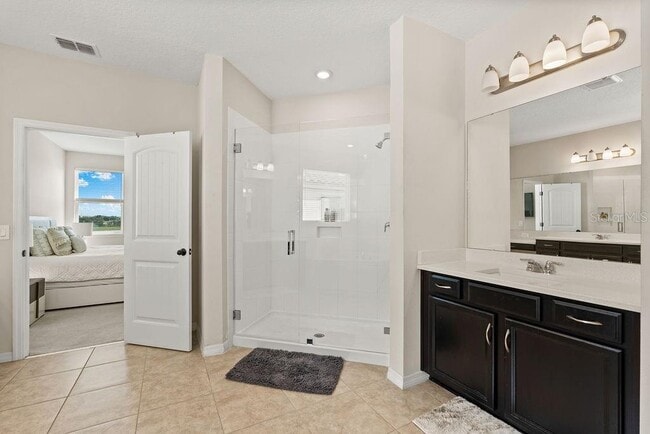 Building Photo - 9586 Meadow Hunt Way