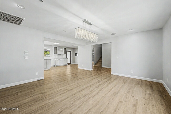 Building Photo - 2311 E Colter St