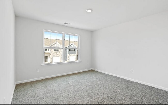 Building Photo - 759 Embark Cir