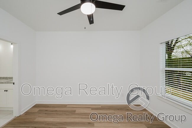 Building Photo - 117 Trifecta Dr