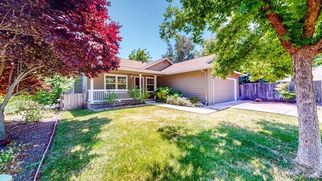 Building Photo - PURE Property Management - Darling 3 bedroom Home Calistoga!
